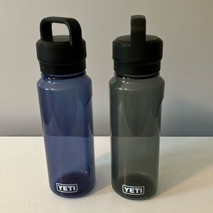 Yeti Yonder Water Bottles.  Lot of TWO as pictured. Both are size: 34 oz.